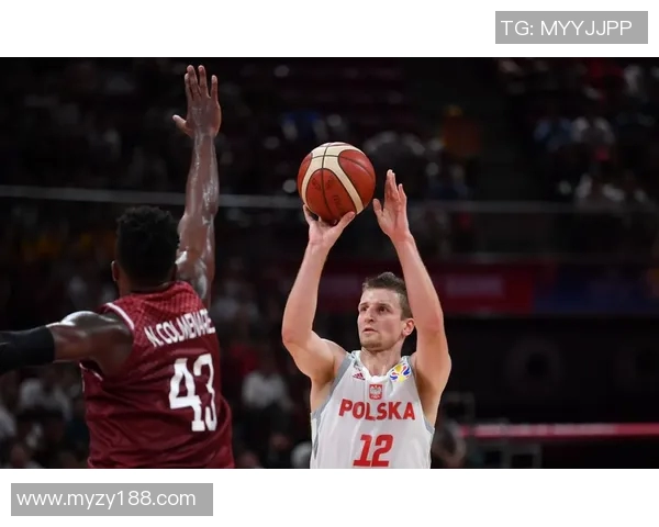 中国男篮迎战波兰队全力争胜期待精彩对决与球迷共同见证篮球盛宴